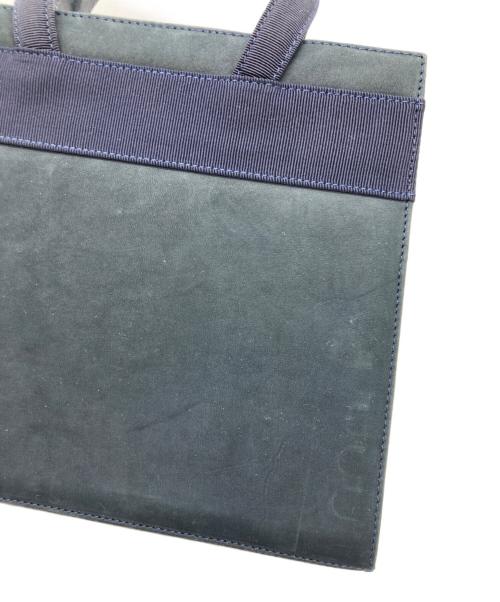 Salvatore Ferragamo（サルヴァトーレ フェラガモ）Salvatore Ferragamo (サルヴァトーレ フェラガモ) ヴァラリボン2WAYバッグ ネイビーの古着・服飾アイテム