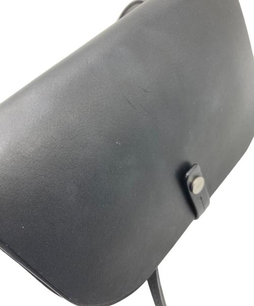 IL BISONTE（イル ビゾンテ）IL BISONTE (イル ビゾンテ) TONDINA レザーショルダーバッグ ブラックの古着・服飾アイテム