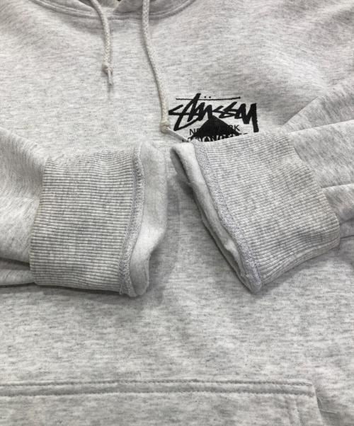 stussy（ステューシー）stussy (ステューシー) プルオーバーパーカー　dover street market グレー サイズ:Lの古着・服飾アイテム