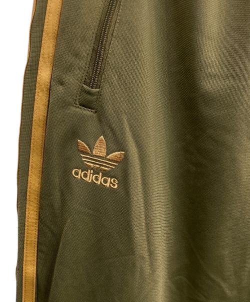 adidas（アディダス）adidas (アディダス) PALACE (パレス) FIREBIRD TRACK PANT　IJ9802 オリーブ サイズ:Mの古着・服飾アイテム