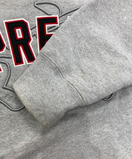 SUPREME（シュプリーム）Supreme (シュプリーム) kanji logo crewneck　20SS グレー サイズ:Lの古着・服飾アイテム