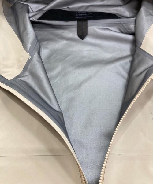 ARC'TERYX（アークテリクス）ARC'TERYX (アークテリクス) Beta Jacket　X000007726 RUNE サイズ:XLの古着・服飾アイテム