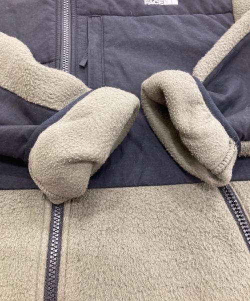THE NORTH FACE（ザ ノース フェイス）THE NORTH FACE (ザ ノース フェイス) DENALI HOODIE フリースジャケット　NA72052 カーキ×ブラック サイズ:XLの古着・服飾アイテム