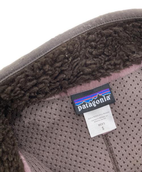Patagonia（パタゴニア）Patagonia (パタゴニア) CLASSIC RETRO CARDIGAN  メキシコ製 00's 　23024 F5 ダークブラウン サイズ:Sの古着・服飾アイテム