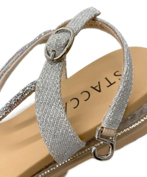 STACCATO（スタッカート）STACCATO (スタッカート) コードストラップシャイニーフラットサンダル シルバー×ブラウン サイズ:24.5cmの古着・服飾アイテム