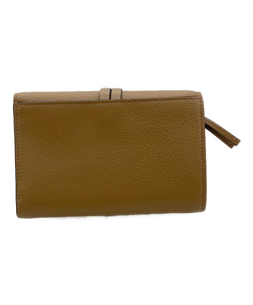 Chloe（クロエ）Chloe (クロエ) チャーム付き 3つ折り財布 ブラウンの古着・服飾アイテム