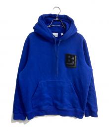 BURBERRY LONDON（バーバリーロンドン）の古着「レターグラフィックプルオーバーパーカー　8050178」｜ブルー