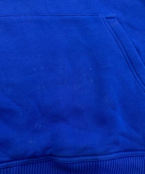 BURBERRY LONDON（バーバリーロンドン）BURBERRY LONDON (バーバリーロンドン) レターグラフィックプルオーバーパーカー　8050178 ブルー サイズ:Mの古着・服飾アイテム