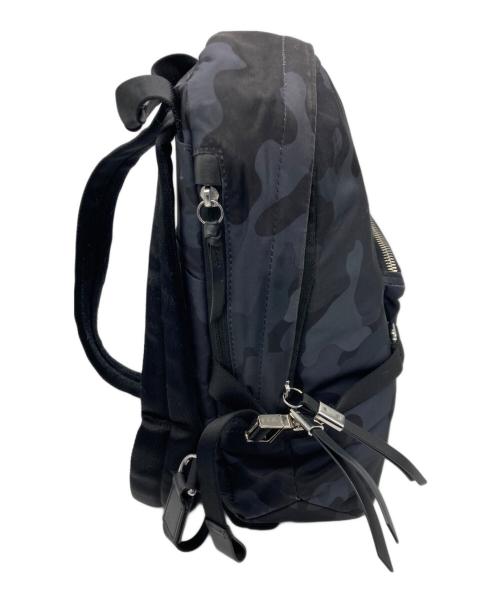 TUMI（トゥミ）TUMI (トゥミ) スターリングバックパック　Devoe ネイビーカモの古着・服飾アイテム