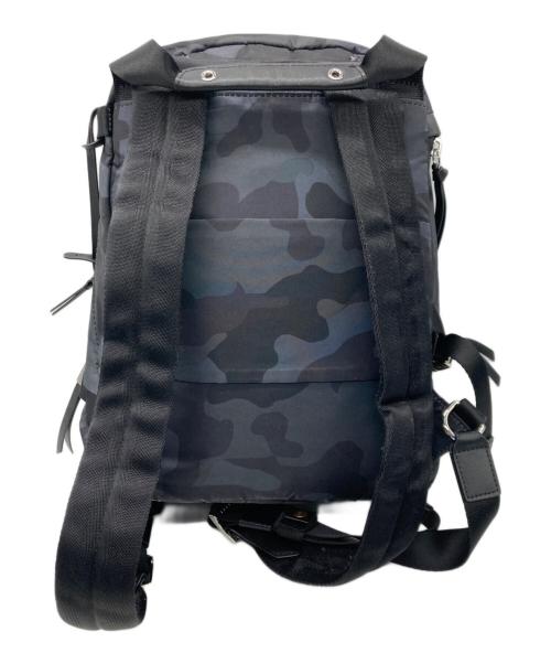 TUMI（トゥミ）TUMI (トゥミ) スターリングバックパック　Devoe ネイビーカモの古着・服飾アイテム