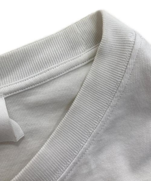 AMI Alexandre Mattiussi（アミアレクサンドルマテュッシ）AMI Alexandre Mattiussi (アミアレクサンドルマテュッシ) ハート刺繍ロングスリーブカットソー　UTS205.726 ホワイト サイズ:Lの古着・服飾アイテム