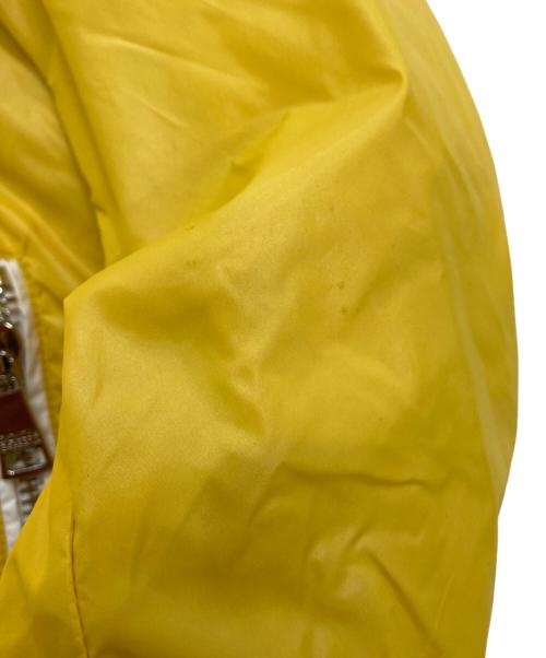 DOLCE & GABBANA（ドルチェ＆ガッバーナ）DOLCE & GABBANA (ドルチェ＆ガッバーナ) ロゴプレートジップアップジャケット　G9F12T/FUMM5 イエロー サイズ:48の古着・服飾アイテム