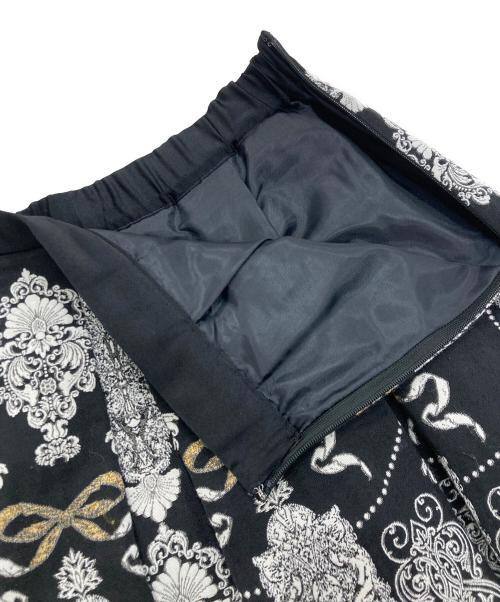GRACE CONTINENTAL（（グレースコンチネンタル）GRACE CONTINENTAL (（グレースコンチネンタル) ジャガード総柄スカート ブラック サイズ:36の古着・服飾アイテム