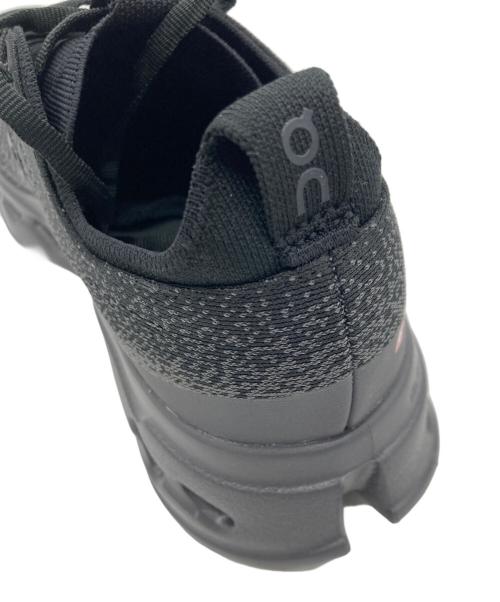 on（オン）On (オン) Cloudsurfer Max ブラック×グレー サイズ:27cmの古着・服飾アイテム