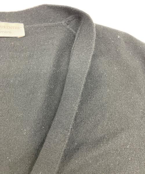 FILIPPO DE LAURENTIIS（フィリッポ・デ・ローレンティス）FILIPPO DE LAURENTIIS (フィリッポ・デ・ローレンティス) カシミヤ混Vネックニットカーディガン ブラック サイズ:48の古着・服飾アイテム