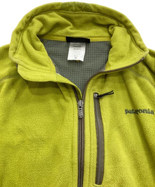Patagonia（パタゴニア）Patagonia (パタゴニア) ライトウェイトR4ジャケット グリーン サイズ:Mの古着・服飾アイテム