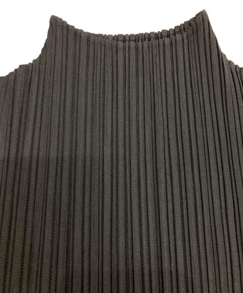 PLEATS PLEASE（プリーツプリーズ）PLEATS PLEASE (プリーツプリーズ) ハイネックプリーツノースリーブカットソー ブラック サイズ:3の古着・服飾アイテム