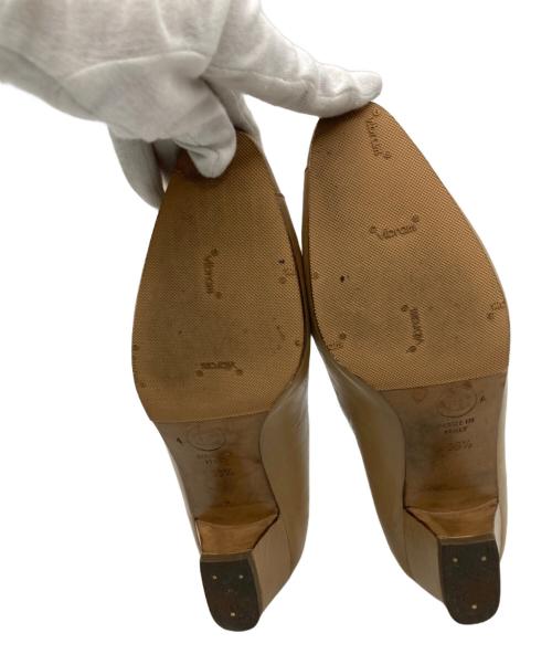 CHANEL（シャネル）CHANEL (シャネル) ヒールパンプス ベージュ サイズ:36.5の古着・服飾アイテム