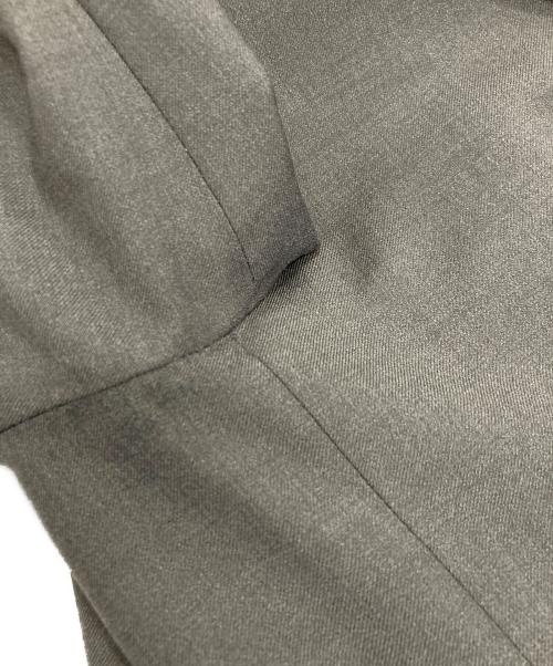 ERMENEGILDO ZEGNA（エルメネジルド・ゼニア）ERMENEGILDO ZEGNA (エルメネジルド・ゼニア) セットアップスーツ グレー サイズ:AB6の古着・服飾アイテム