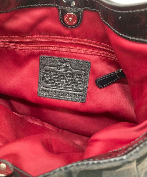 COACH（コーチ）COACH (コーチ) シグネチャーワンショルダーバッグ ブラックの古着・服飾アイテム