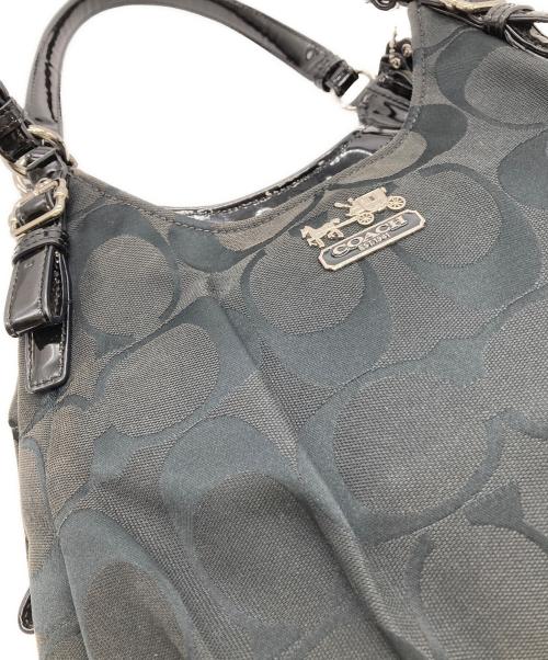 COACH（コーチ）COACH (コーチ) シグネチャーワンショルダーバッグ ブラックの古着・服飾アイテム