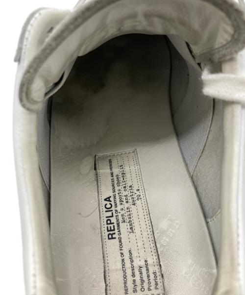 Maison Margiela（メゾンマルジェラ）Maison Margiela (メゾンマルジェラ) REPLICA ジャーマントレーナー ホワイト サイズ:42の古着・服飾アイテム
