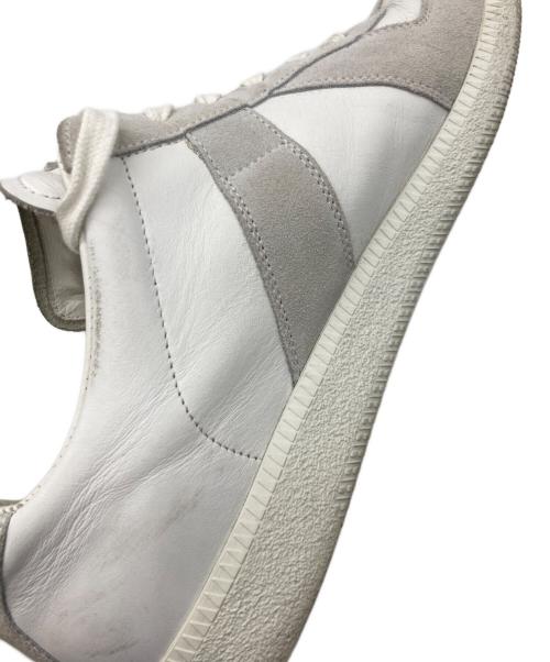 Maison Margiela（メゾンマルジェラ）Maison Margiela (メゾンマルジェラ) REPLICA ジャーマントレーナー ホワイト サイズ:42の古着・服飾アイテム