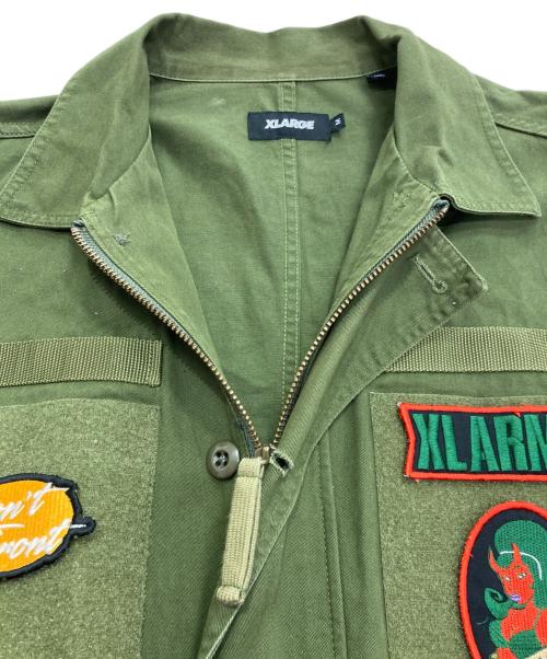 X-LARGE（エクストララージ）X-LARGE (エクストララージ) PATCHED MILITARY JACKET グリーン サイズ:Mの古着・服飾アイテム
