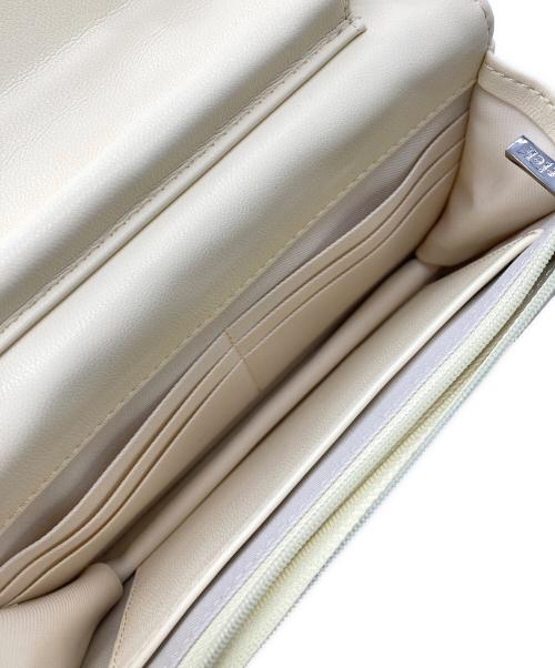 darich（ダーリッチ）Darich (ダーリッチ) DDロゴキルティングショルダーバッグ ベージュの古着・服飾アイテム