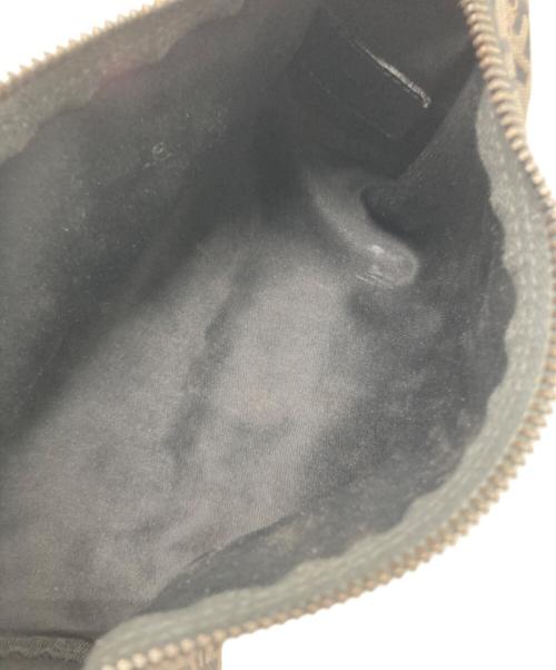 FENDI（フェンディ）FENDI (フェンディ) ズッカ柄ミニポーチ ブラウンの古着・服飾アイテム