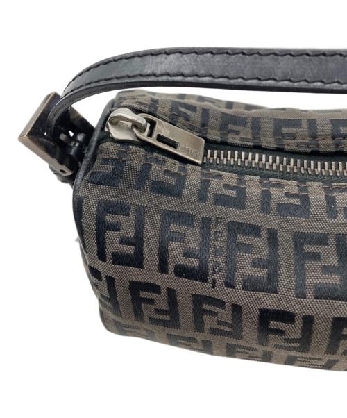 FENDI（フェンディ）FENDI (フェンディ) ズッカ柄ミニポーチ ブラウンの古着・服飾アイテム