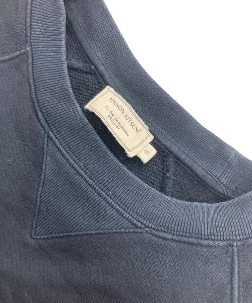 maison kitsune（メゾンキツネ）MAISON KITSUNE (メゾンキツネ) CHILLAX FOX クルーネックスウェット ブラック サイズ:Sの古着・服飾アイテム