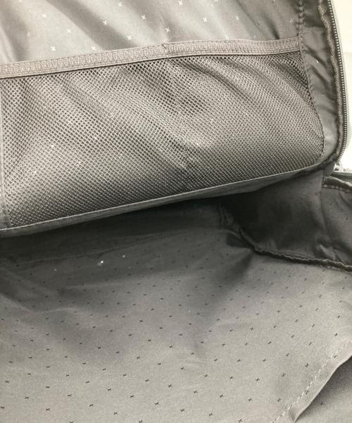 Incase（インケース）Incase (インケース) facet 25l backpack グレーの古着・服飾アイテム