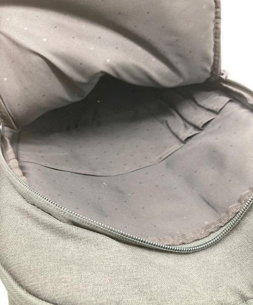 Incase（インケース）Incase (インケース) facet 25l backpack グレーの古着・服飾アイテム