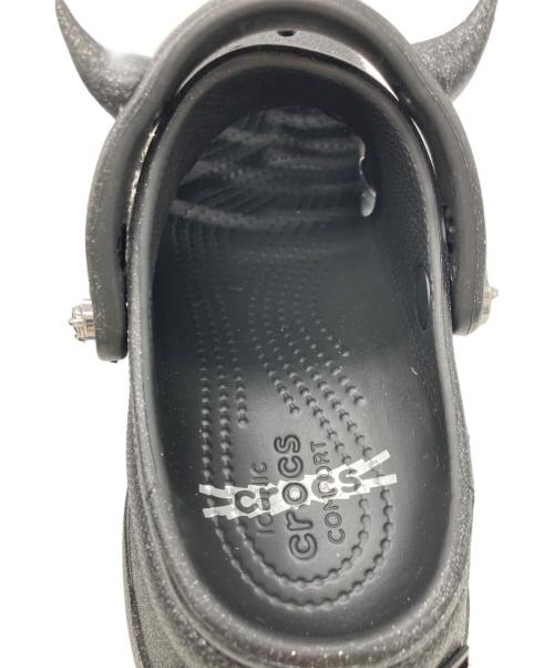 crocs（クロックス）crocs (クロックス) LE SSERAFIM (ルセラフィム) Classic Bae Clog Glitter ブラック サイズ:22cm 未使用品の古着・服飾アイテム