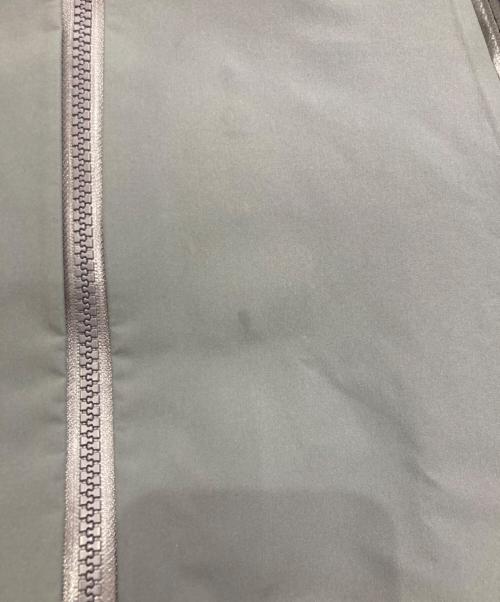 ARC'TERYX（アークテリクス）ARC'TERYX (アークテリクス) 'LEAF' Alpha LT Jacket gen2　GORE-TEX  グレー サイズ:Sの古着・服飾アイテム