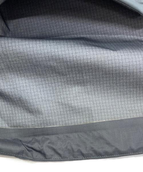 ARC'TERYX（アークテリクス）ARC'TERYX (アークテリクス) 'LEAF' Alpha LT Jacket gen2　GORE-TEX  グレー サイズ:Sの古着・服飾アイテム
