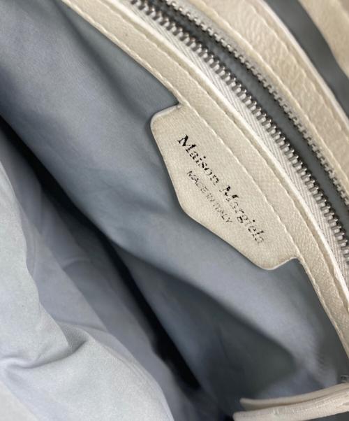 Maison Margiela（メゾンマルジェラ）Maison Margiela (メゾンマルジェラ) Glam Slamショルダーバッグ ホワイトの古着・服飾アイテム