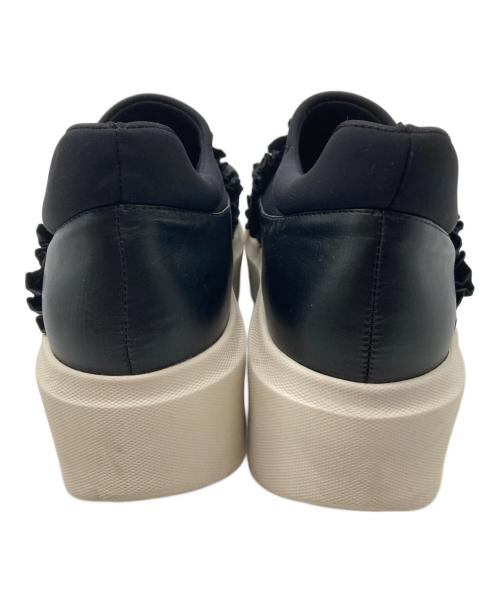 ANTEPRIMA（アンテプリマ）ANTEPRIMA (アンテプリマ) フリルスリッポンスニーカー ブラック サイズ:Lの古着・服飾アイテム