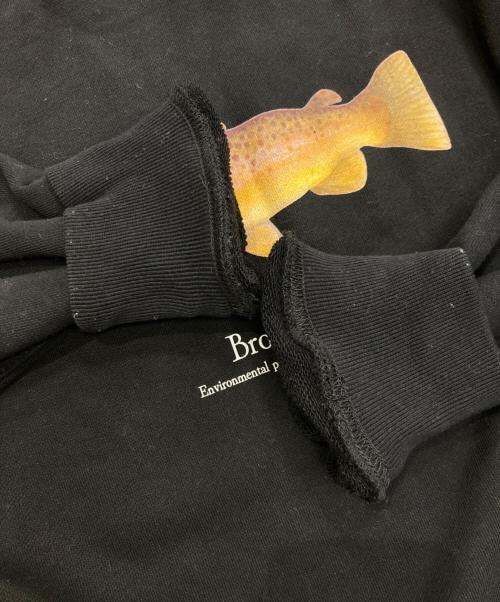 BROOKS BROTHERS（ブルックスブラザーズ）BROOKS BROTHERS (ブルックスブラザーズ) フィッシュグラフィッククルーネックスウェット ブラック サイズ:XLの古着・服飾アイテム