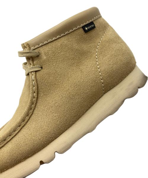 CLARKS ORIGINALS（クラークス オリジナルズ）Clarks Originals (クラークス オリジナルズ) WallabeeBT GORE-TEX ベージュ サイズ:25.5㎝の古着・服飾アイテム
