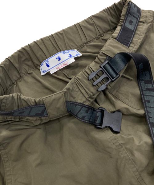 OFFWHITE（オフホワイト）OFFWHITE (オフホワイト) Industrial khaki cargo shorts グリーン サイズ:Sの古着・服飾アイテム