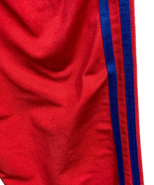 adidas（アディダス）adidas (アディダス) トラックパンツ レッド×ブルー サイズ:Lの古着・服飾アイテム
