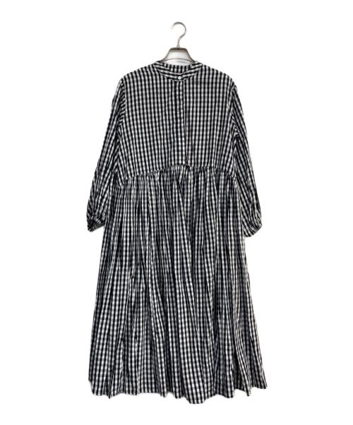 BEARDSLEY（ビアズリー）BEARDSLEY (ビアズリー) 先染めギャザーワンピース ホワイト×ブラックの古着・服飾アイテム
