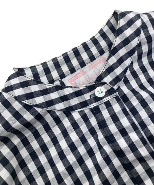 BEARDSLEY（ビアズリー）BEARDSLEY (ビアズリー) 先染めギャザーワンピース ホワイト×ブラックの古着・服飾アイテム
