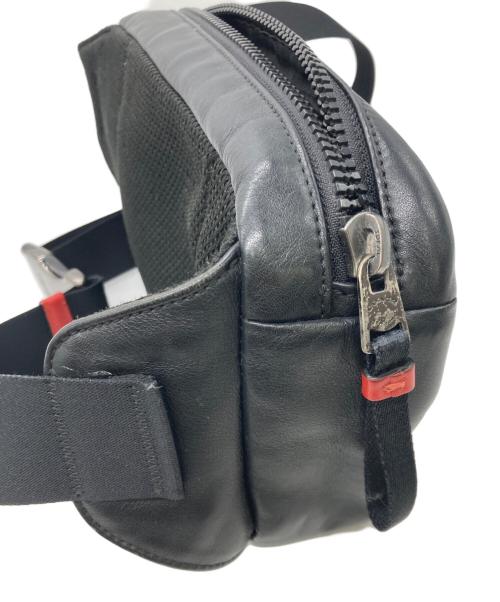 COACH（コーチ）COACH (コーチ) カラーブロックシグネチャーウエストバッグ グレー×レッドの古着・服飾アイテム