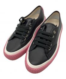 Salvatore Ferragamo（サルヴァトーレ フェラガモ）の古着「STORM ローカットスニーカー」｜ブラック×ピンク