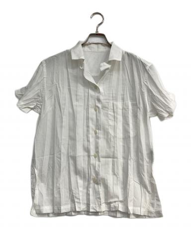 ISSEY MIYAKE ホワイトプリーツ半袖Tシャツ 中古・古着通販】ISSEY MIYAKE (イッセイミヤケ) 半袖プリーツシャツ