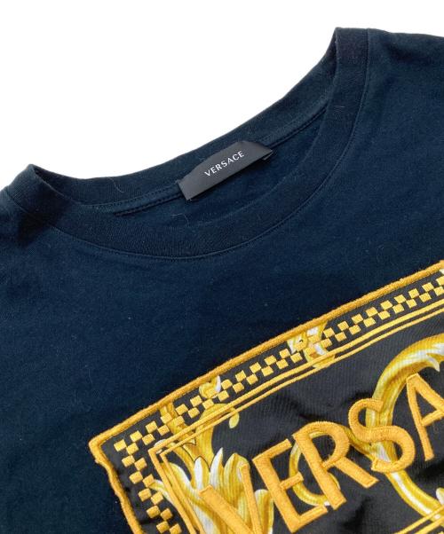 VERSACE（ヴェルサーチェ）VERSACE (ヴェルサーチェ) ロゴTEE ブラック サイズ:XLの古着・服飾アイテム