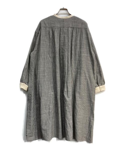 休日と詩（キュウジツトウタ）休日と詩 (キュウジツトウタ) 風まちロングシャツ グレー サイズ:-の古着・服飾アイテム